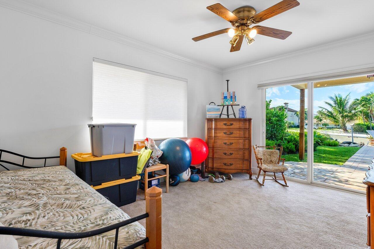 TROPIC ISLE - Residential