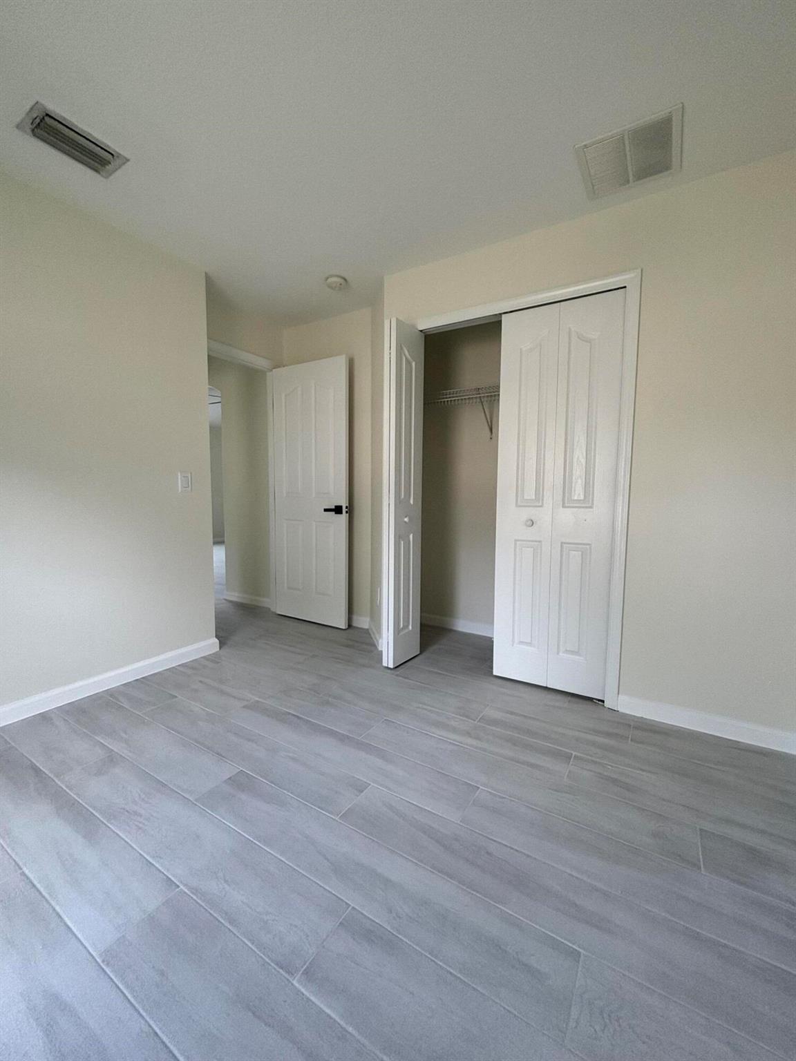 PORT ST LUCIE-SEC 30 - Residential Lease