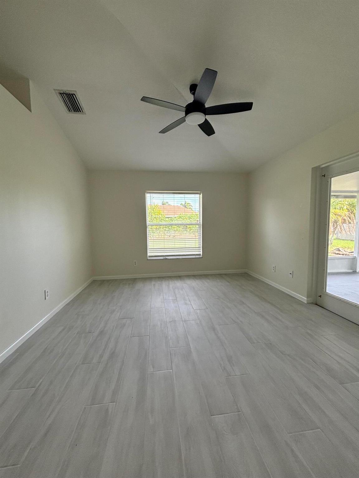 PORT ST LUCIE-SEC 30 - Residential Lease