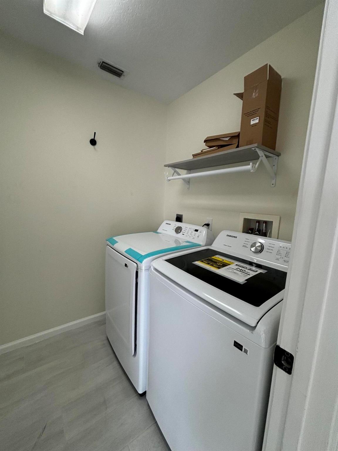 PORT ST LUCIE-SEC 30 - Residential Lease