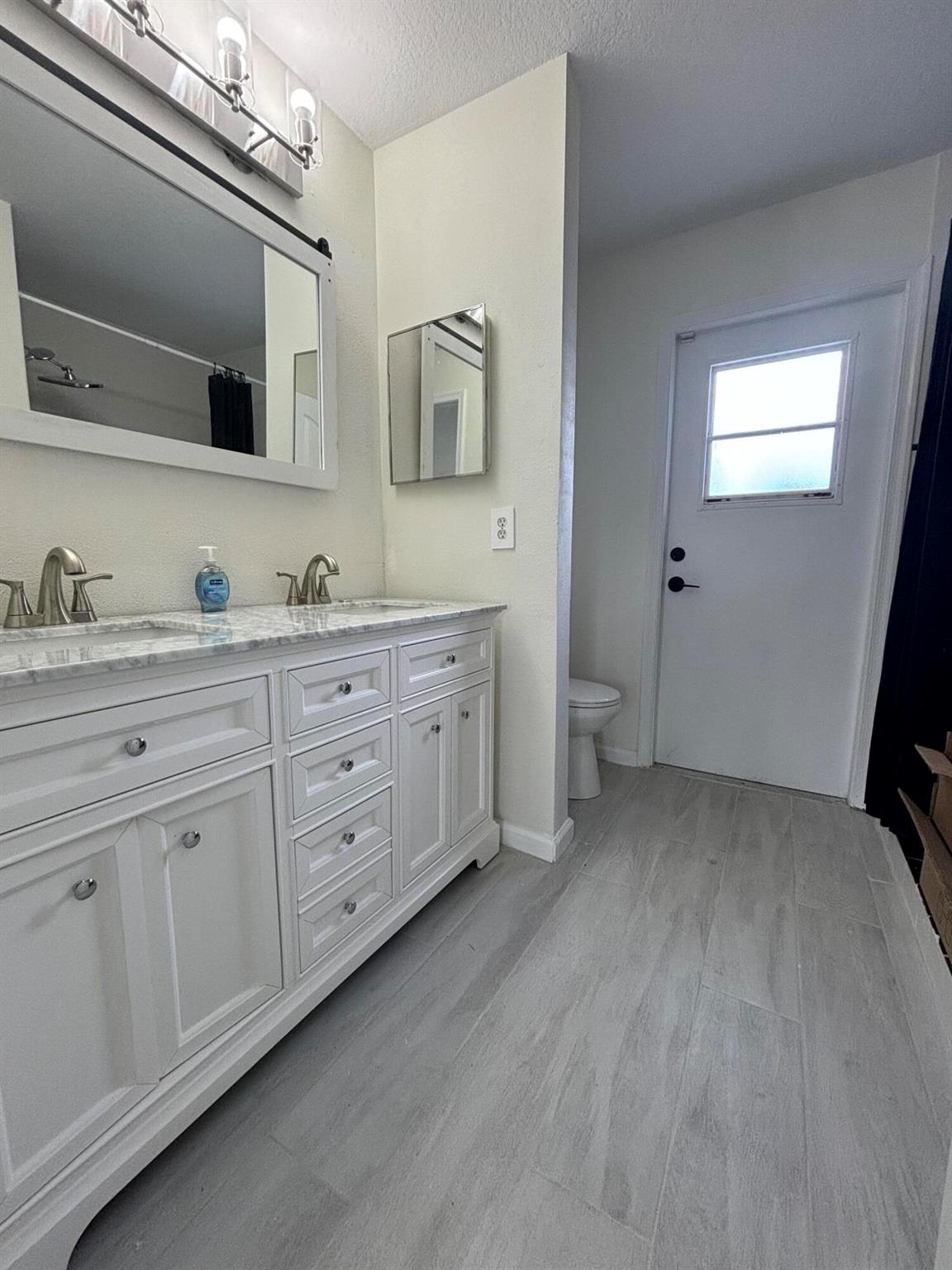 PORT ST LUCIE-SEC 30 - Residential Lease