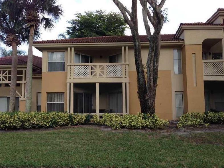 PALM LAKE CONDO - Residential Lease