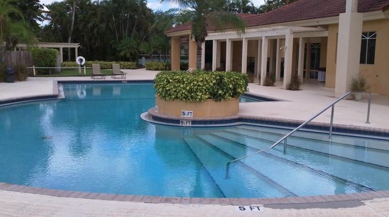 PALM LAKE CONDO - Residential Lease