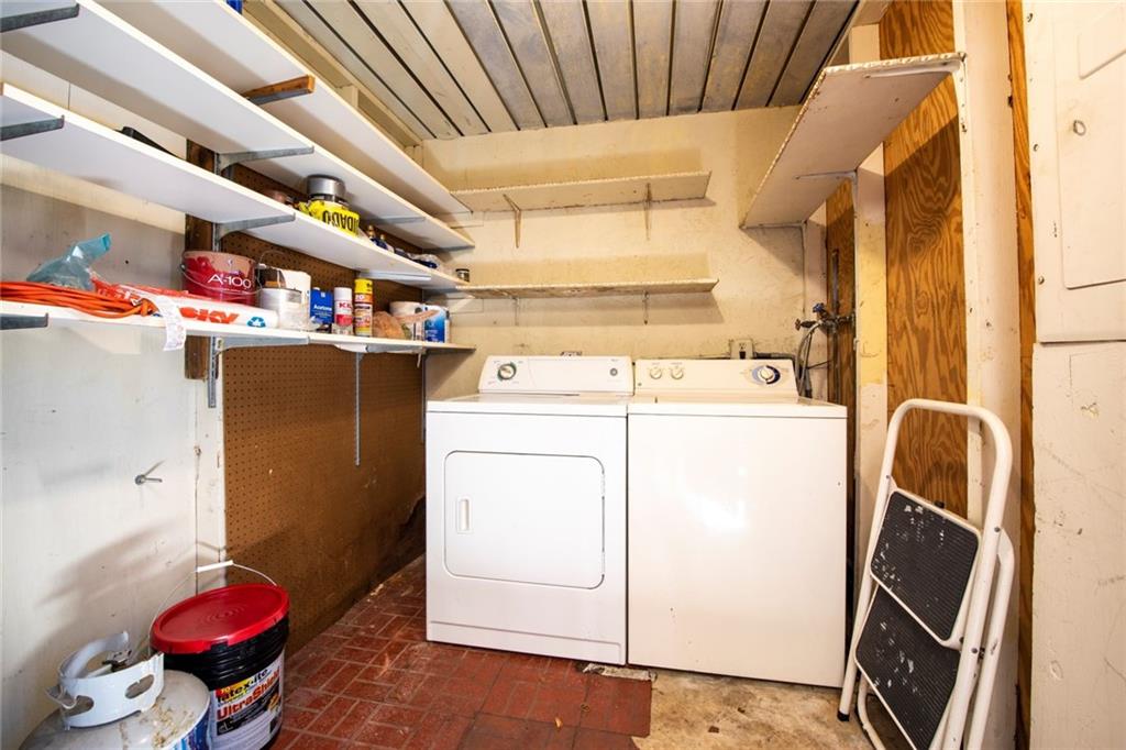 Isla Merita Homes VI Cond - Residential Lease