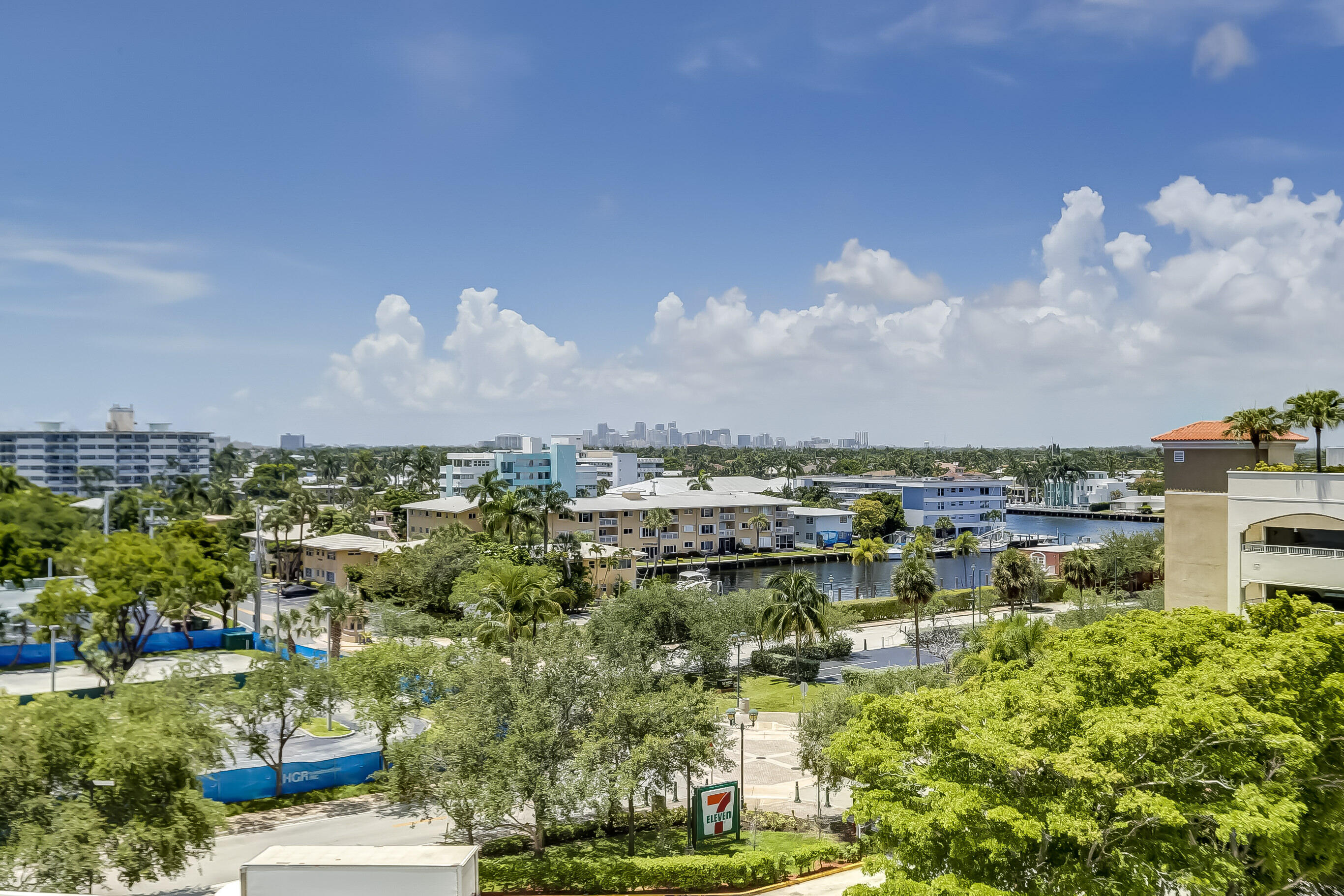 BERKLEY SOUTH CONDO - Residential