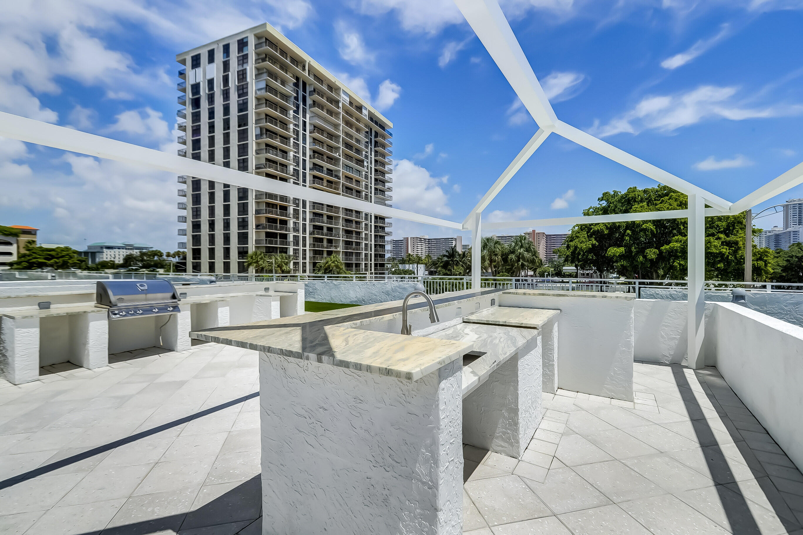 BERKLEY SOUTH CONDO - Residential