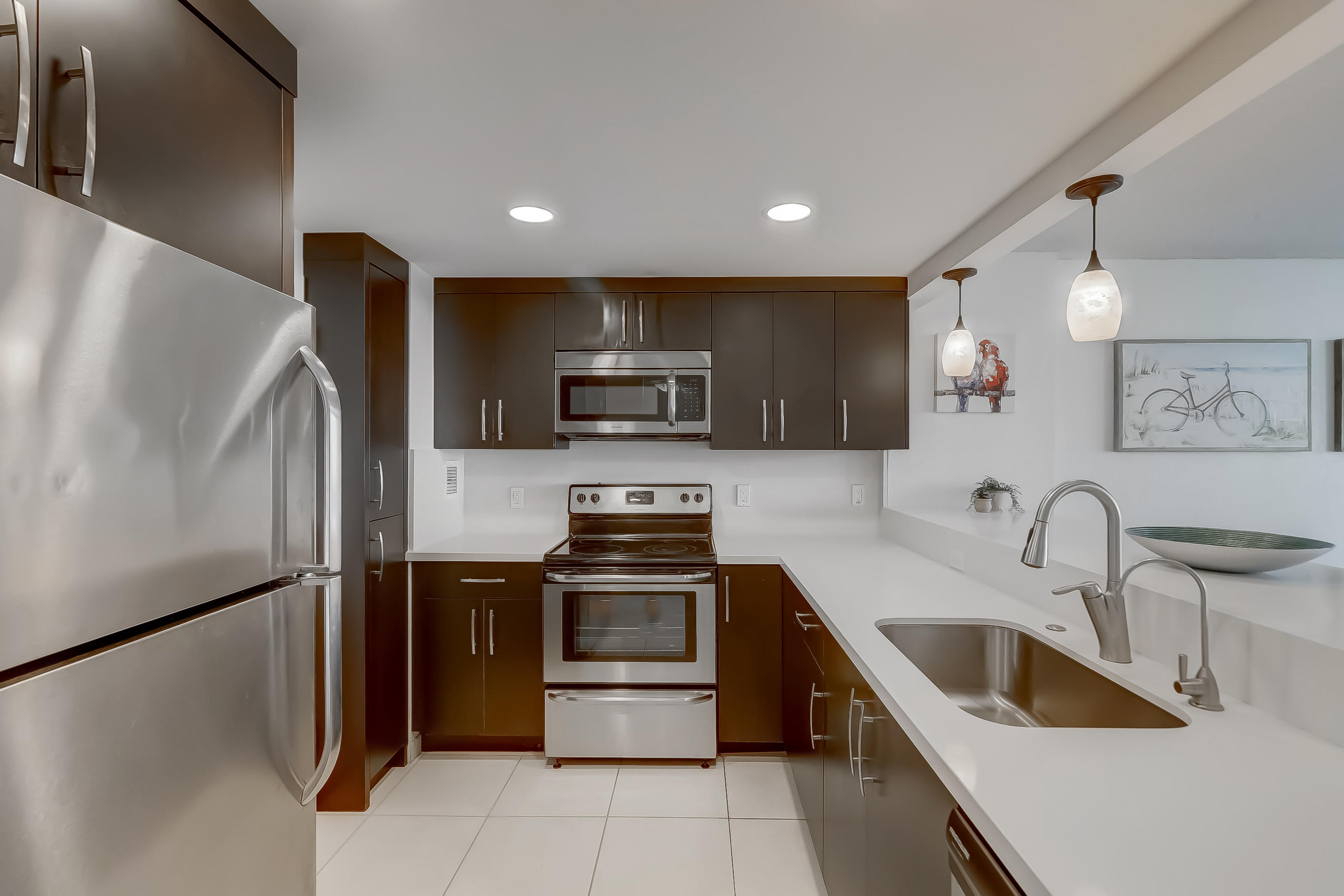 BERKLEY SOUTH CONDO - Residential