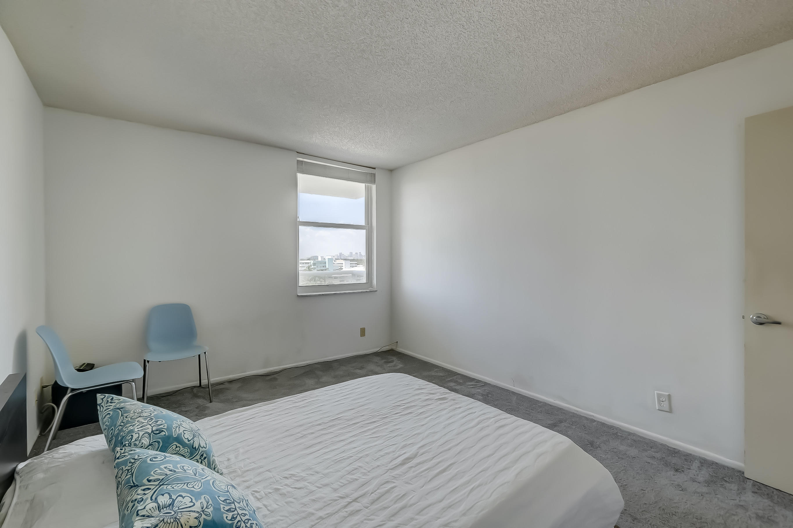 BERKLEY SOUTH CONDO - Residential