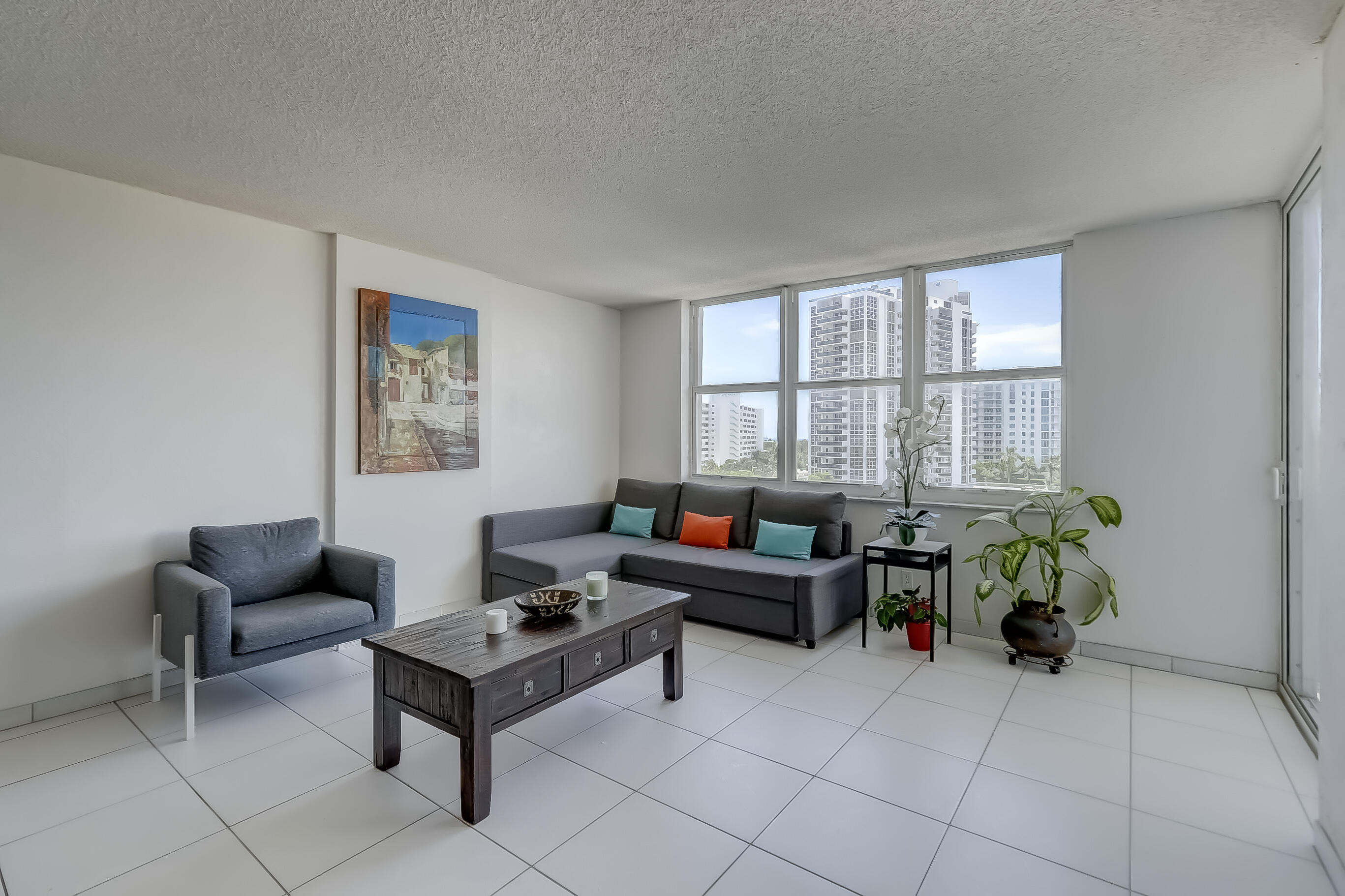 BERKLEY SOUTH CONDO - Residential