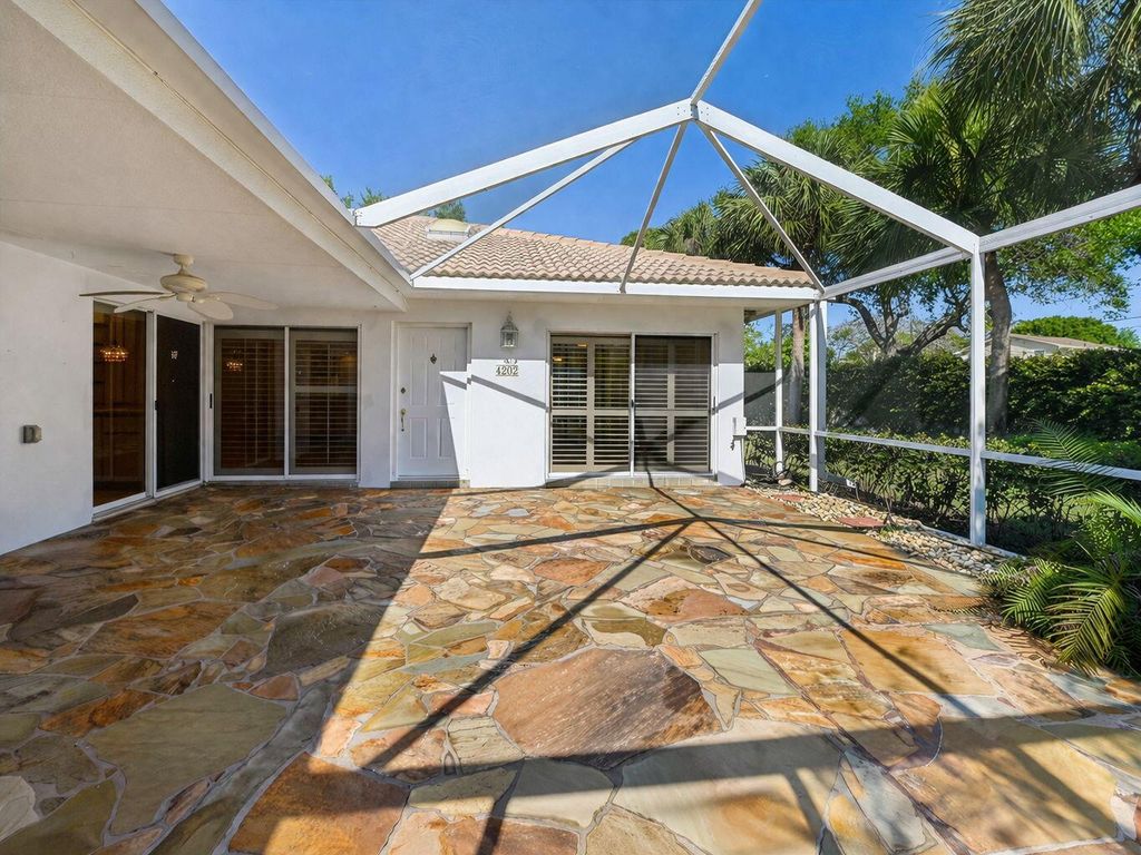 Photo of 4202 Water Oak Court, Palm Beach Gardens, FL 33410 (MLS # B26006918)