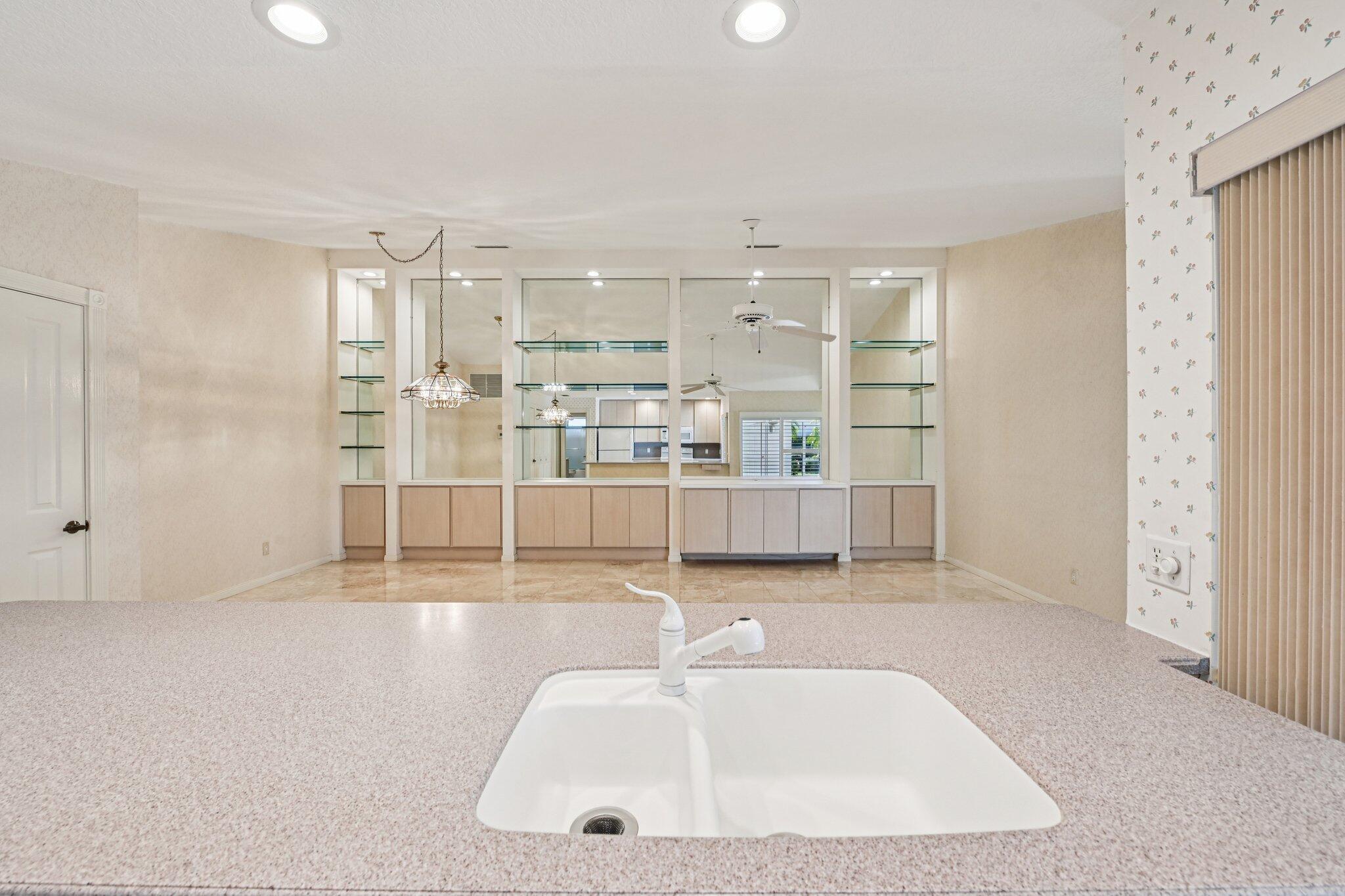 OAKS-SUNTERRACE 2 - Residential