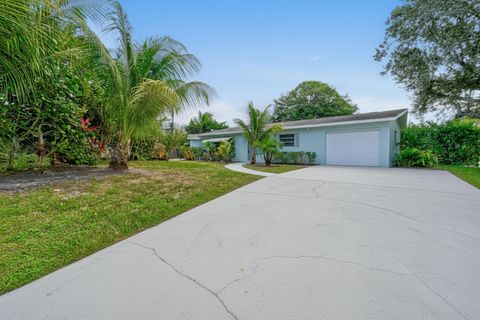 Photo of 356 Cedar Avenue, Tequesta, FL 33469 (MLS # R11139090)