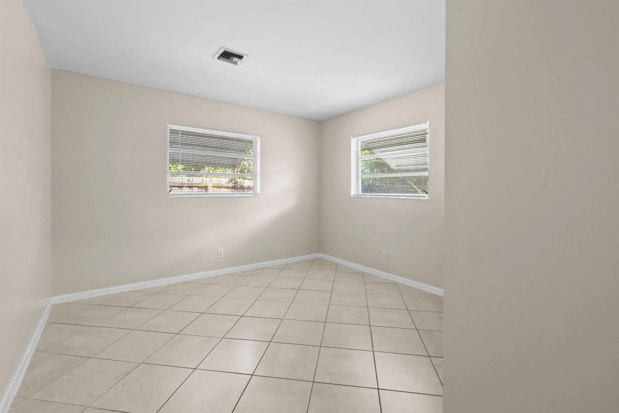 JUPITER IN THE PINES SEC - Residential