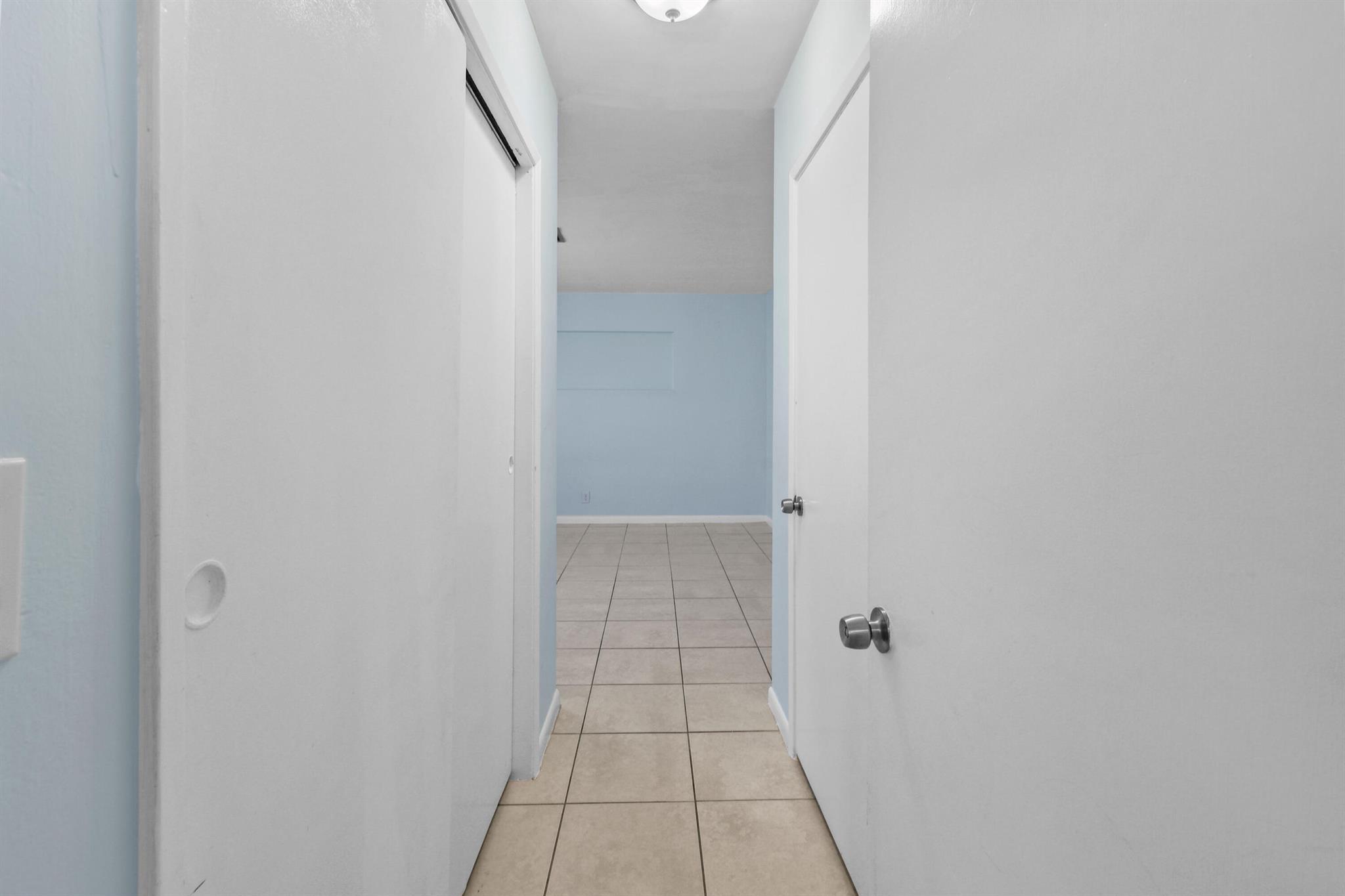 JUPITER IN THE PINES SEC - Residential