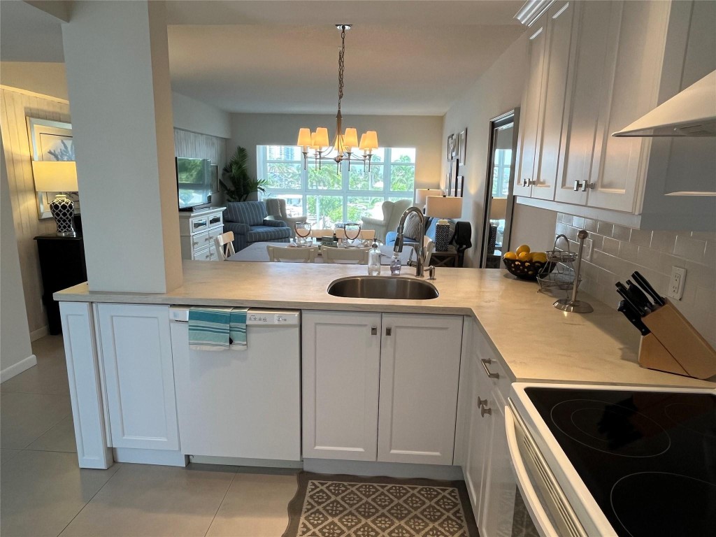 Leisure Gardens Condo - Residential Lease