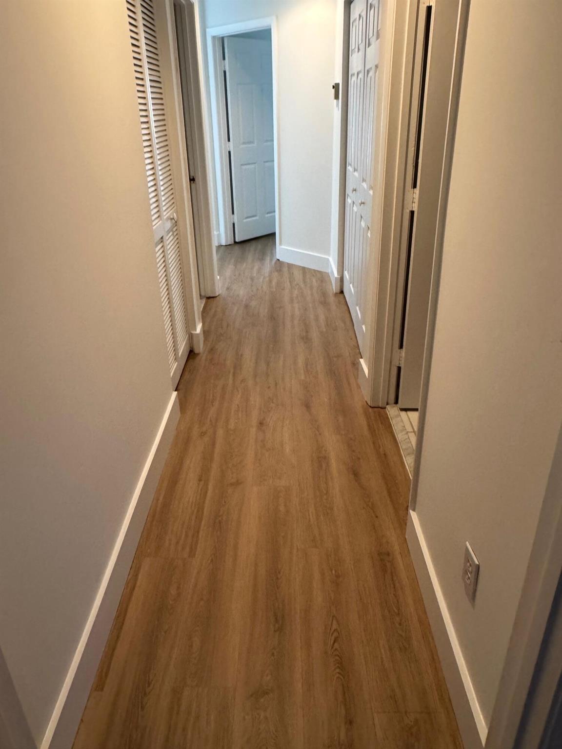 EASTBROOKE COACH HOMES CO - Residential Lease