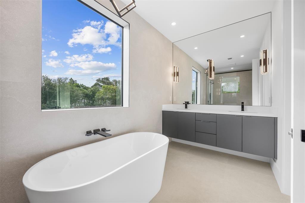 EDGEWOOD - Residential