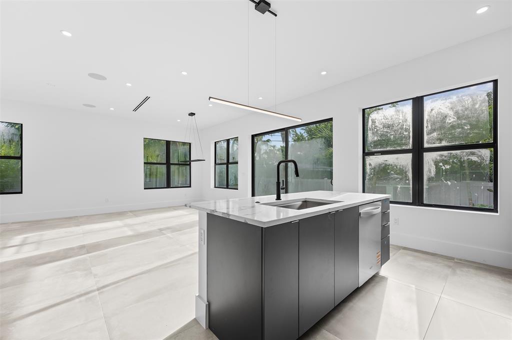 EDGEWOOD - Residential