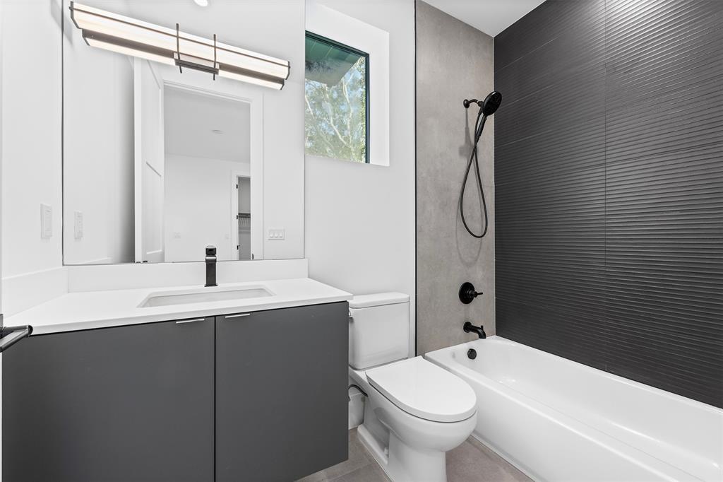 EDGEWOOD - Residential