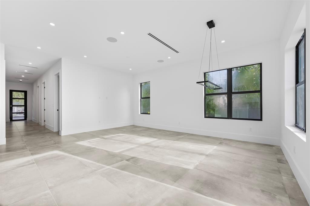 EDGEWOOD - Residential