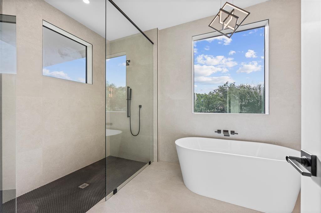 EDGEWOOD - Residential