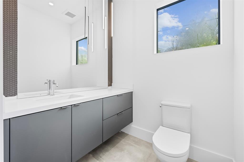 EDGEWOOD - Residential