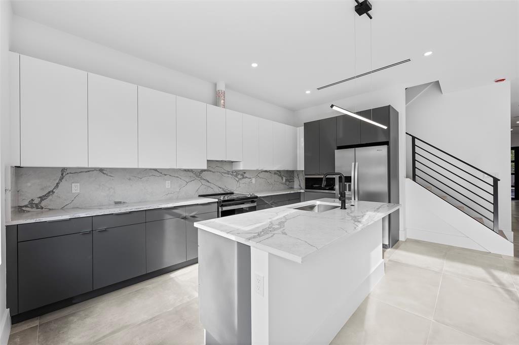 EDGEWOOD - Residential