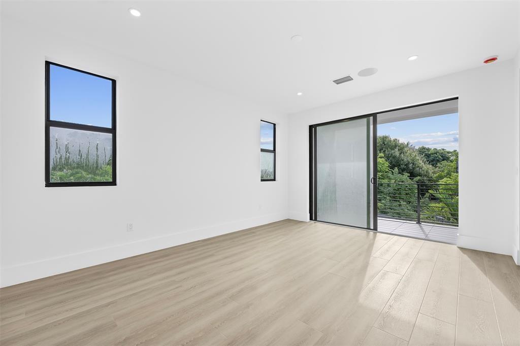 EDGEWOOD - Residential