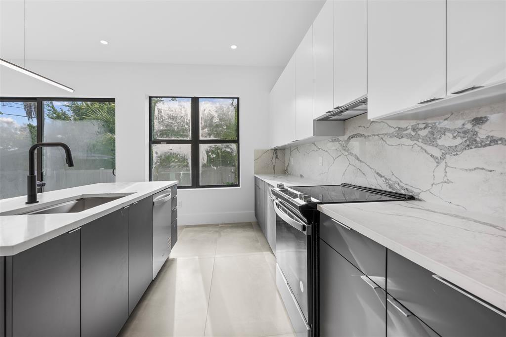 EDGEWOOD - Residential