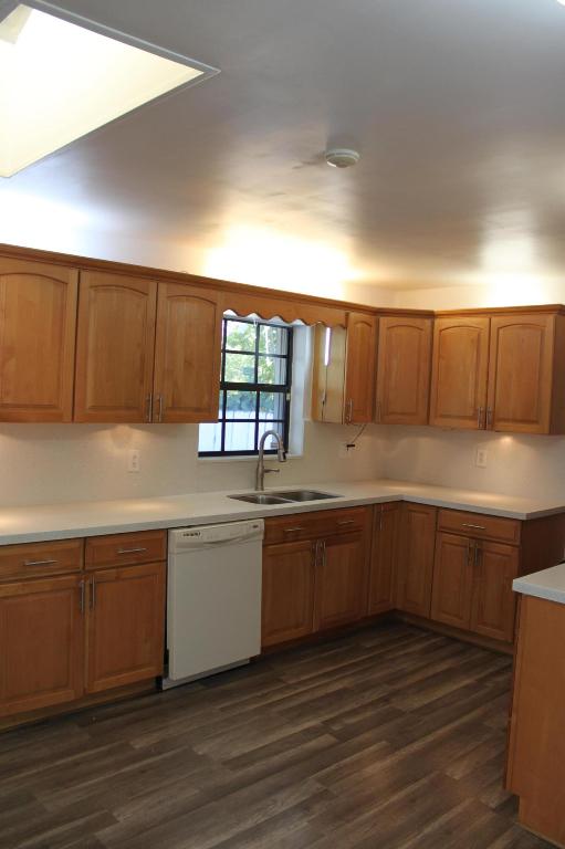 WEST DEERFIELD BEACH - Residential Lease