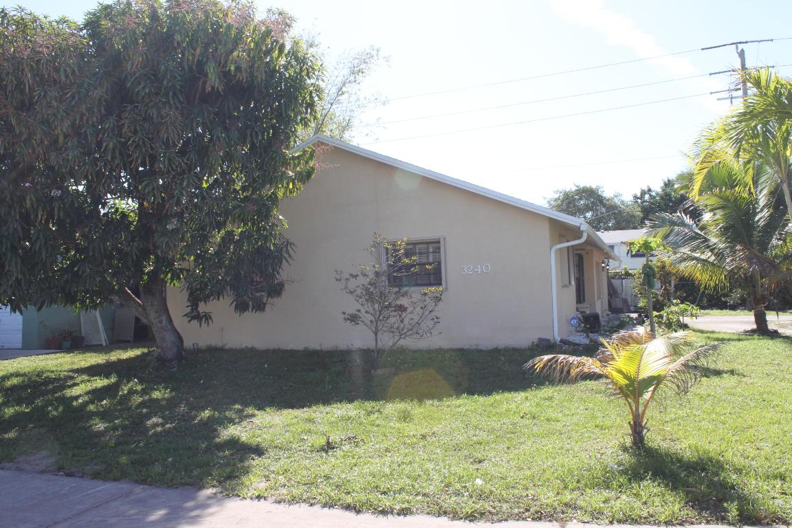 WEST DEERFIELD BEACH - Residential Lease