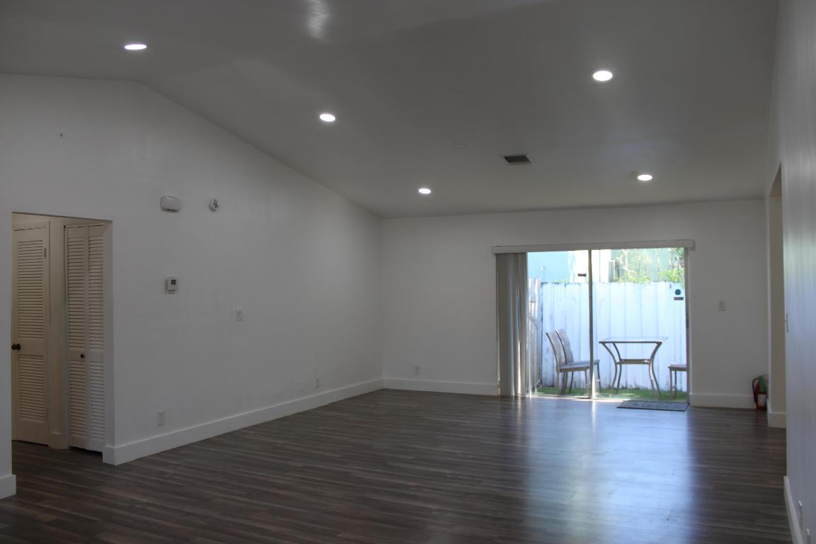 WEST DEERFIELD BEACH - Residential Lease