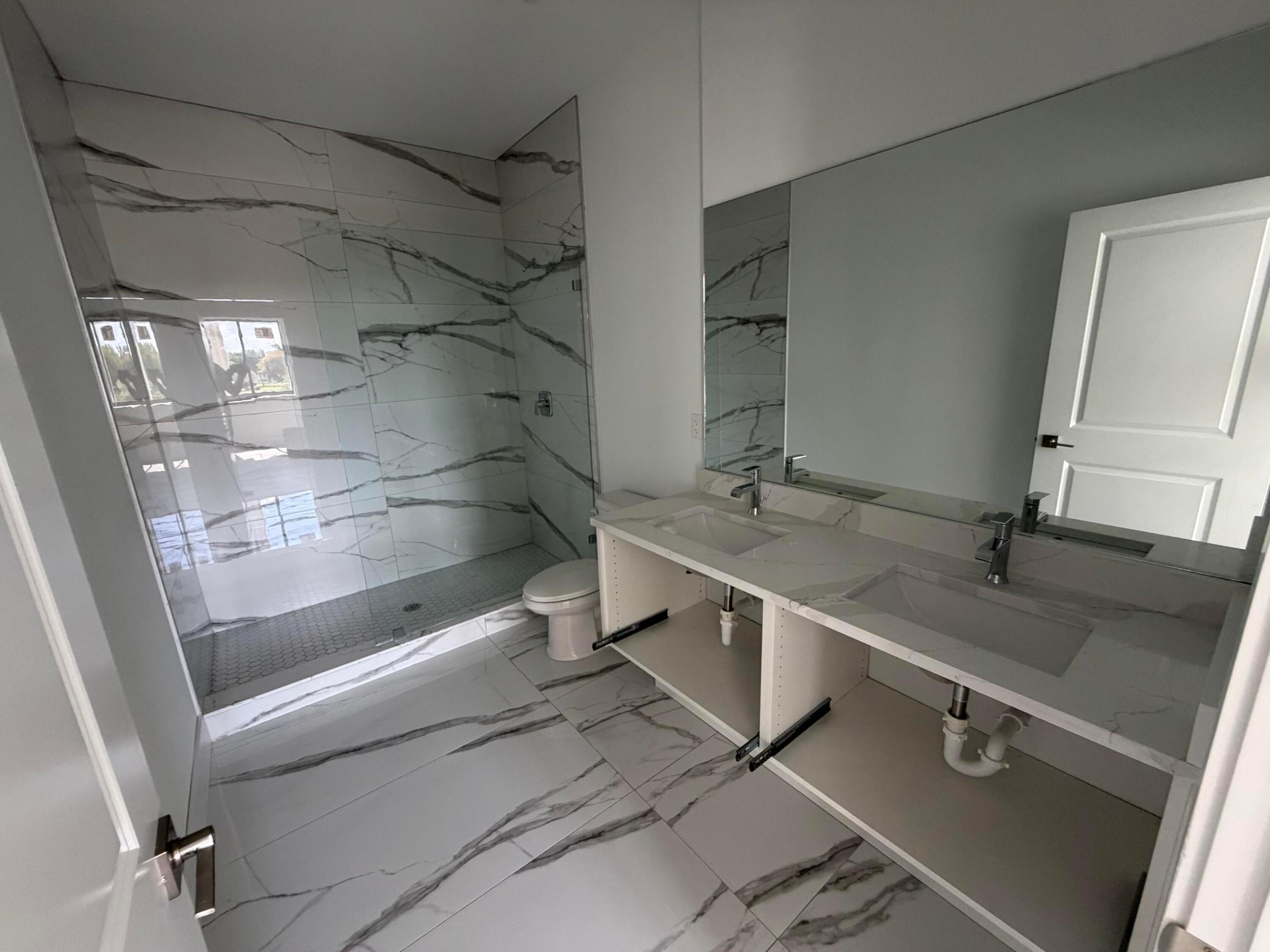 POMPANO TERRACE - Residential