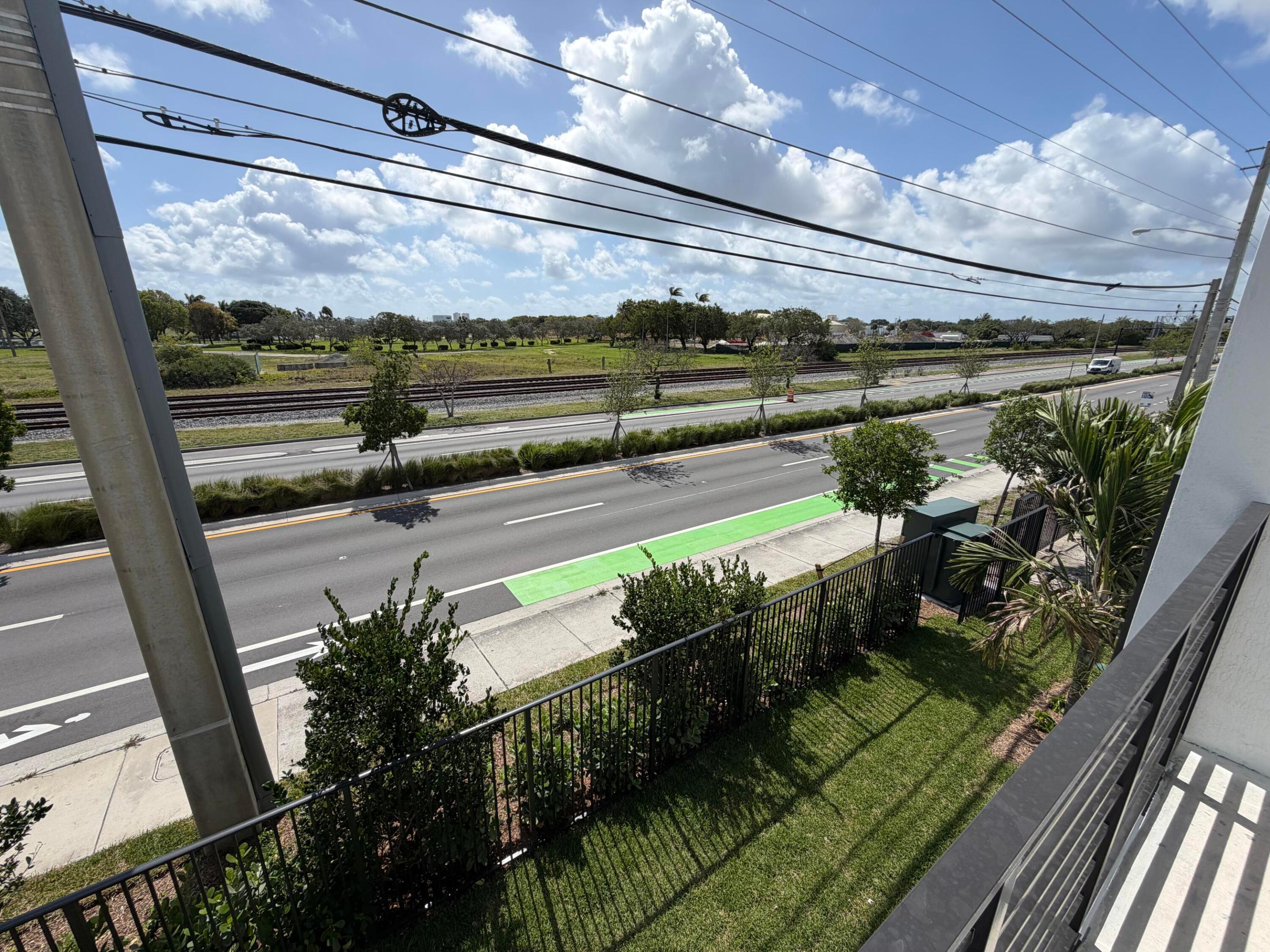 POMPANO TERRACE - Residential