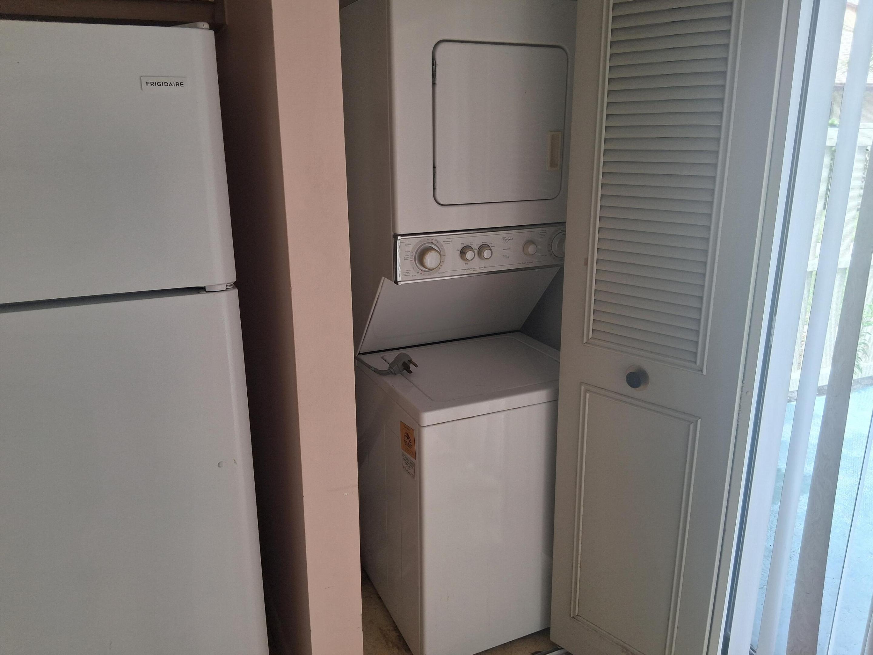 PALM CLUB VILLAGE I CONDO - Residential