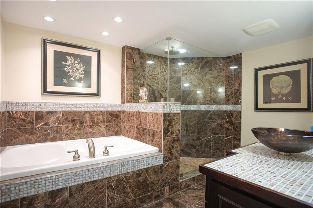 ENVIRON TOWERS - Residential