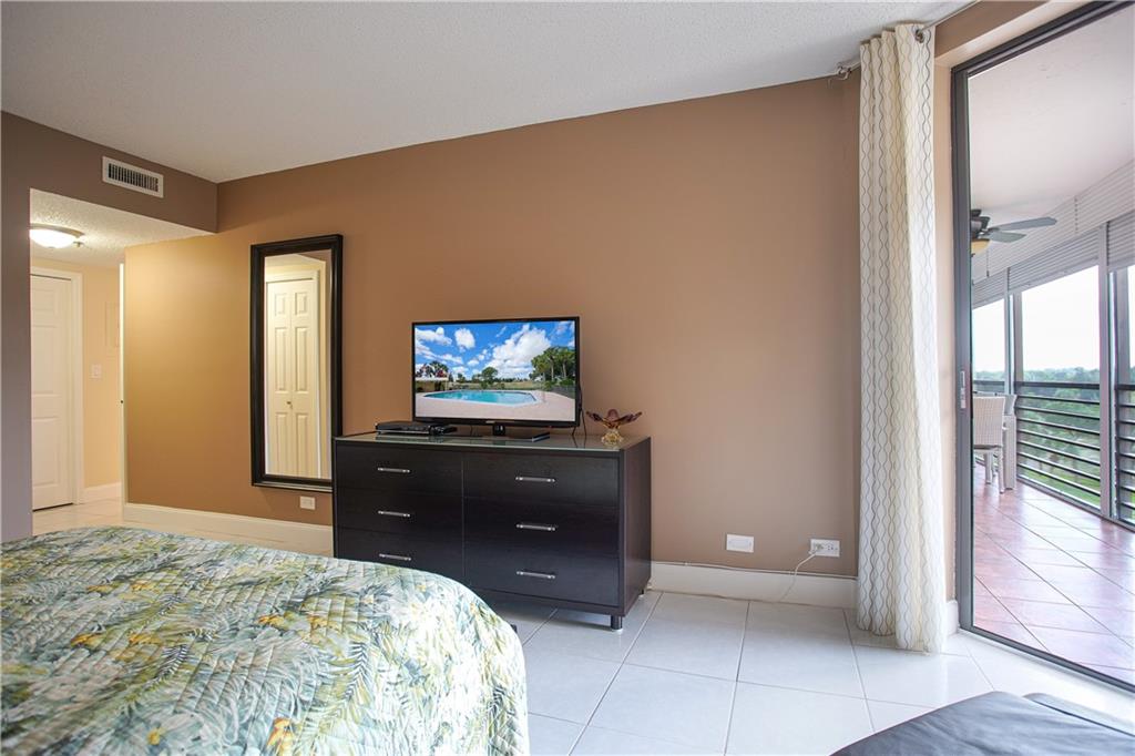 ENVIRON TOWERS - Residential