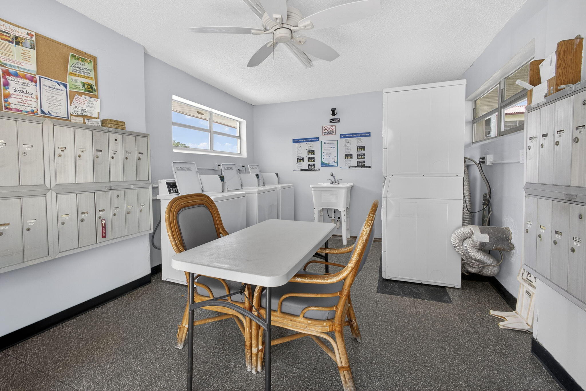 GOLDEN LAKES VILLAGE CONDO 12-C - Residential