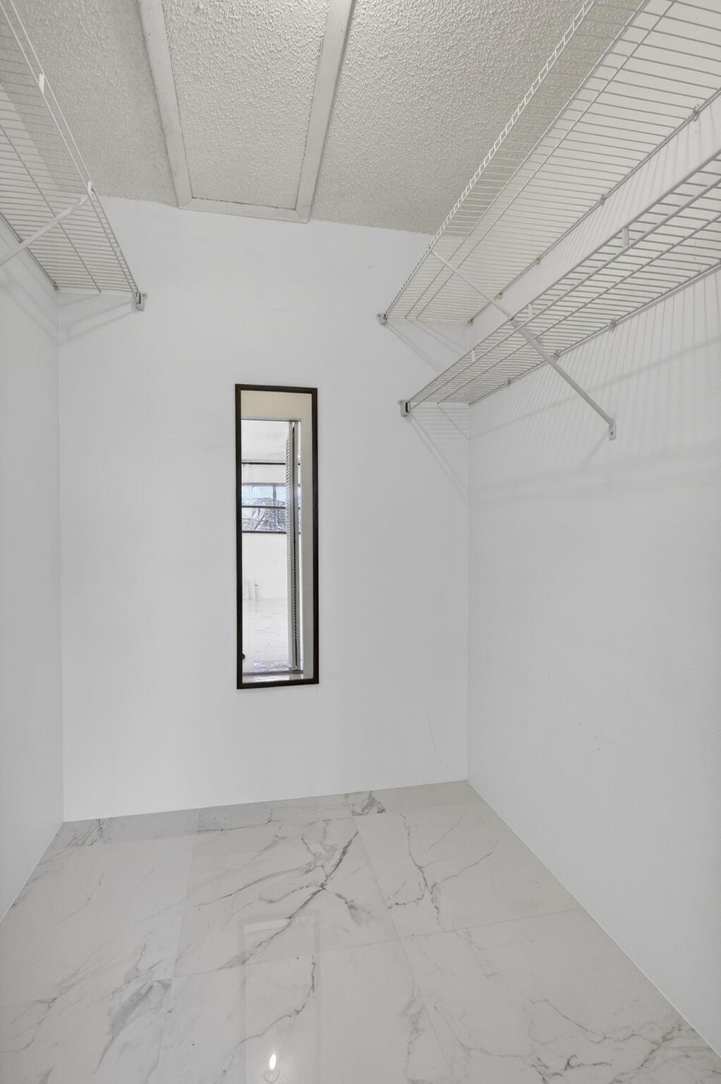 GOLDEN LAKES VILLAGE CONDO 12-C - Residential