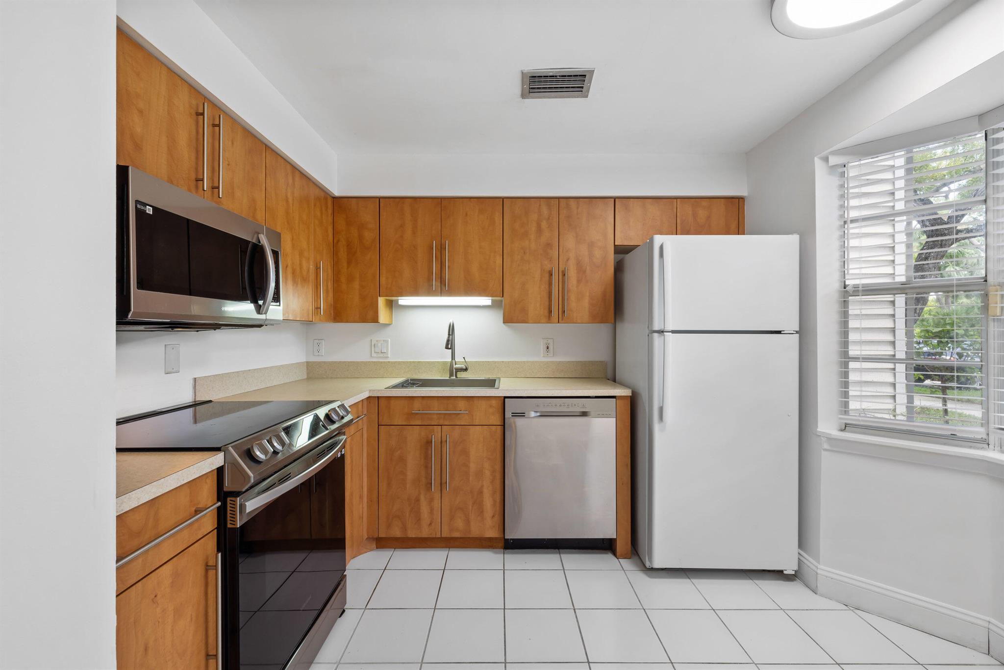 GEORGIAN PARK - Residential Lease