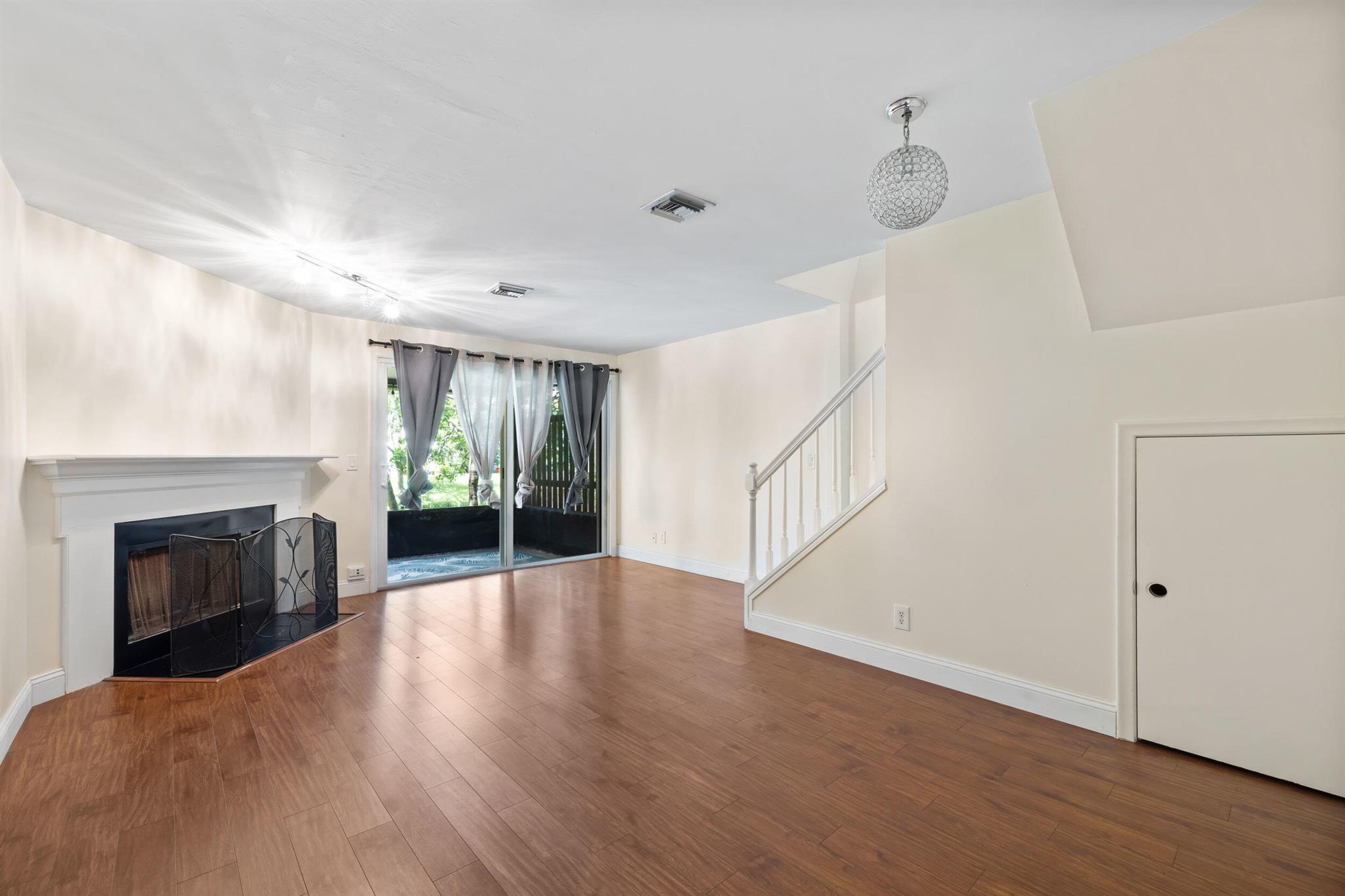 GEORGIAN PARK - Residential Lease