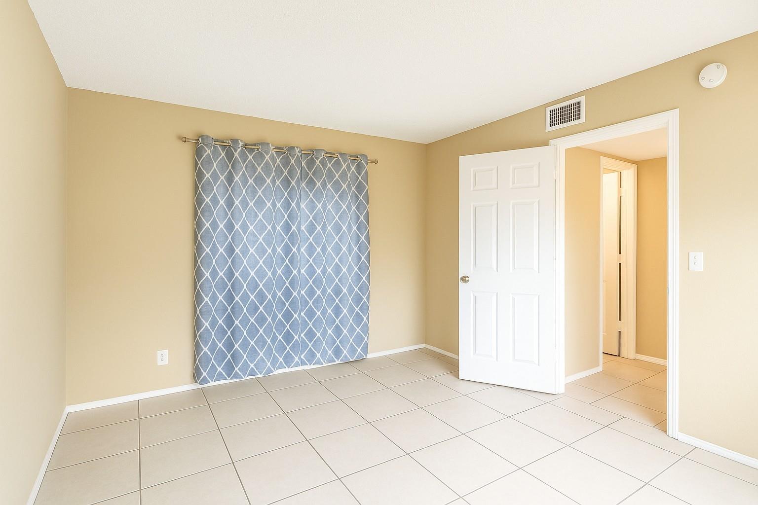 CYPRESS CREEK VILLAS - Residential