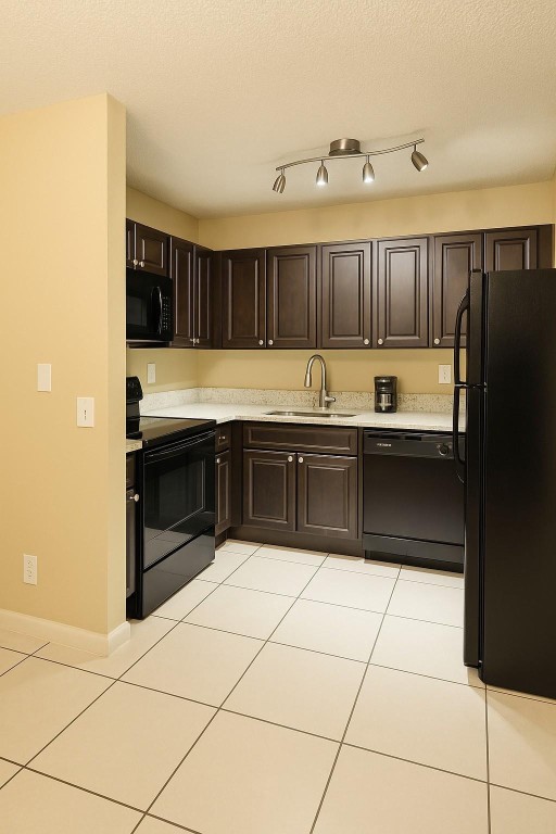 CYPRESS CREEK VILLAS - Residential