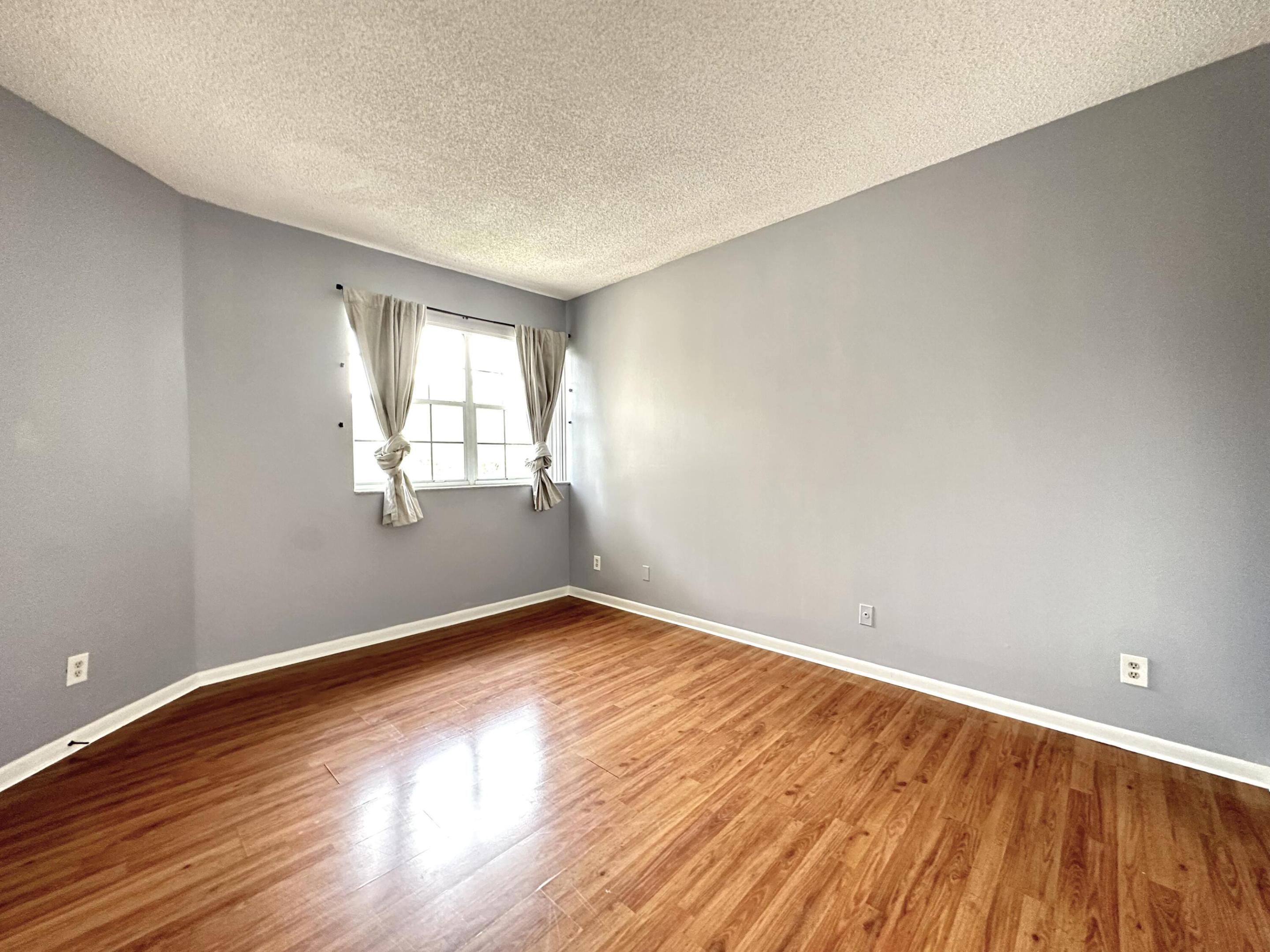WATERS EDGE AT DEERFIELD CONDO - Residential Lease