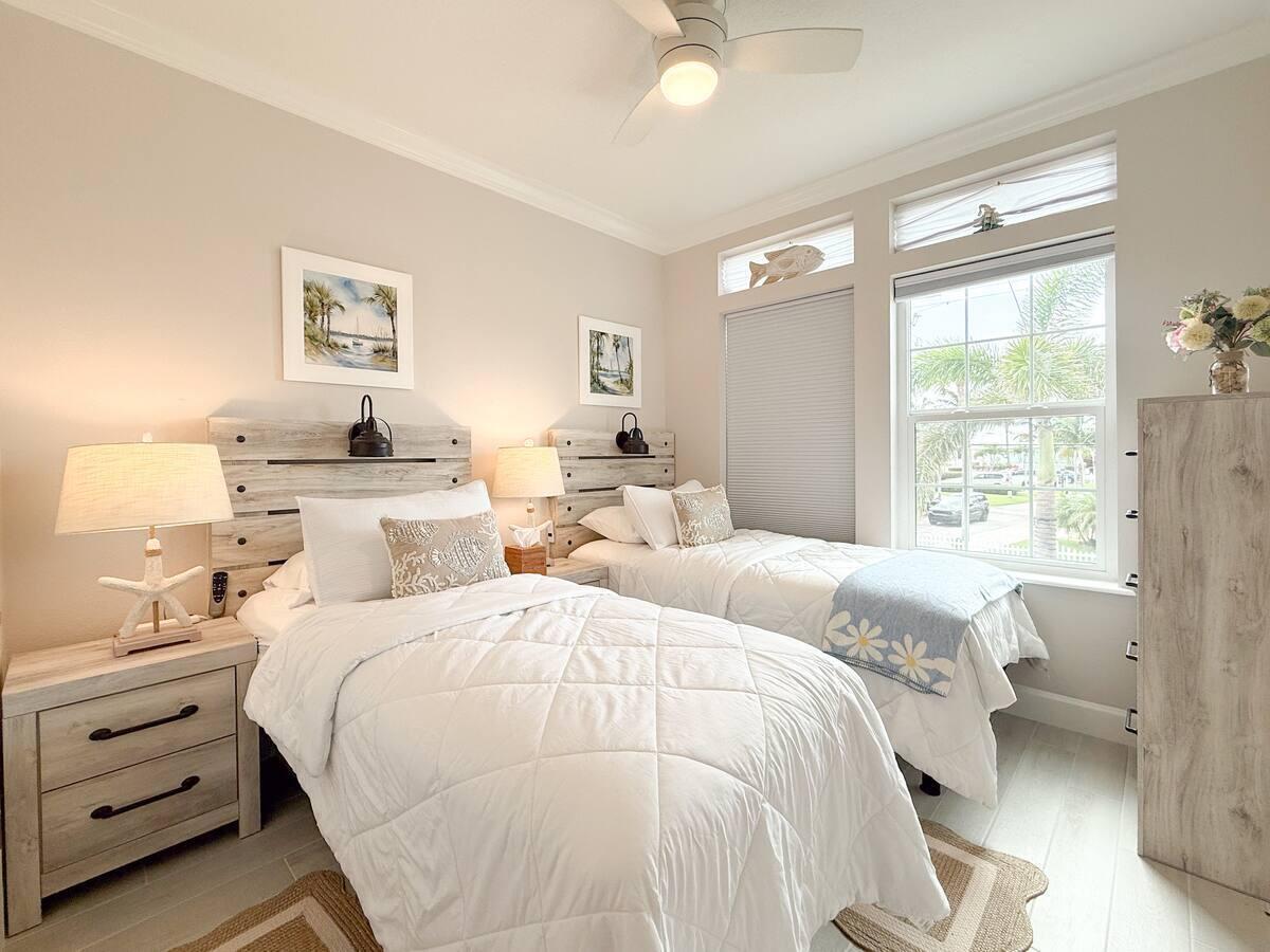 OCEAN BREEZE RESORT - Residential Lease