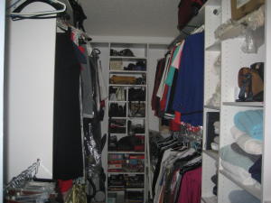 RAINBOW LAKES - Residential Lease