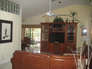 RAINBOW LAKES - Residential Lease