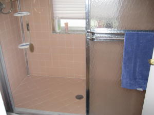 RAINBOW LAKES - Residential Lease