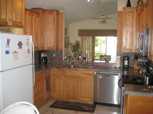 RAINBOW LAKES - Residential Lease