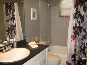 RAINBOW LAKES - Residential Lease